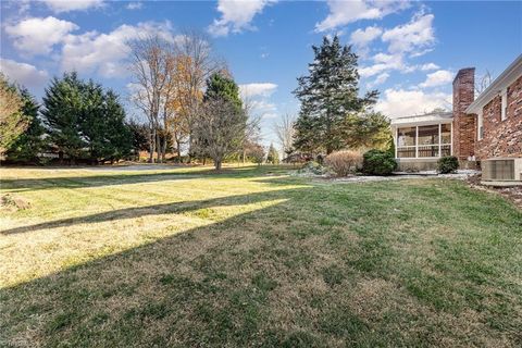 A home in Kernersville