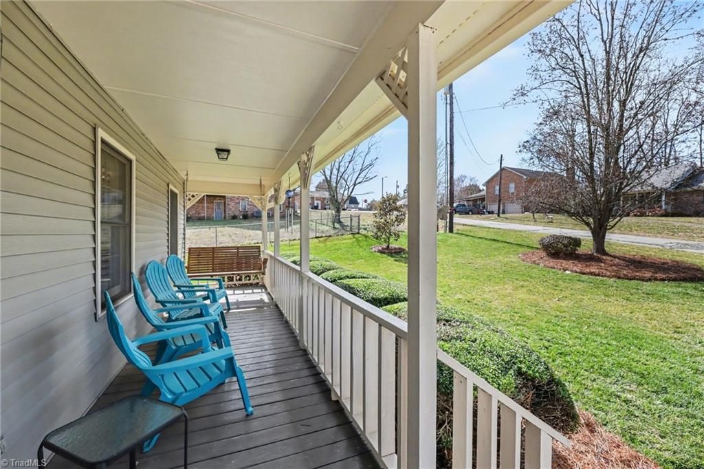 Photo of 905 Smoke Tree Court, Lewisville, NC 27023 (MLS # 1213007)