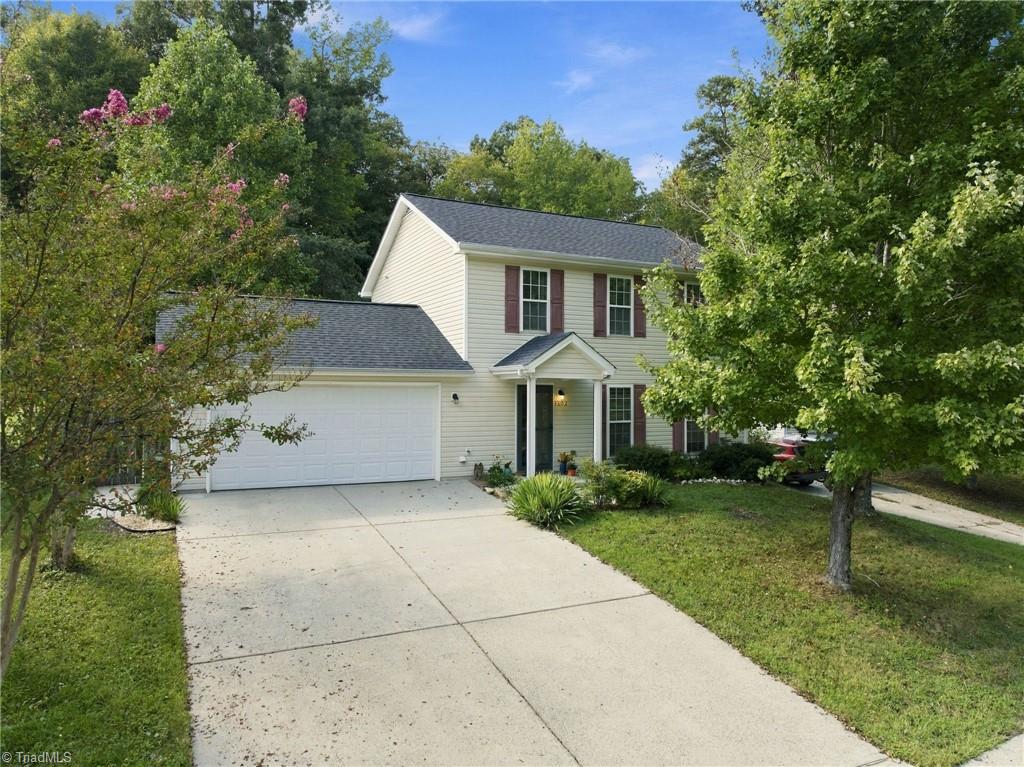Photo of 1602 Hargrove Drive, McLeansville, NC 27301 (MLS # 1236326)