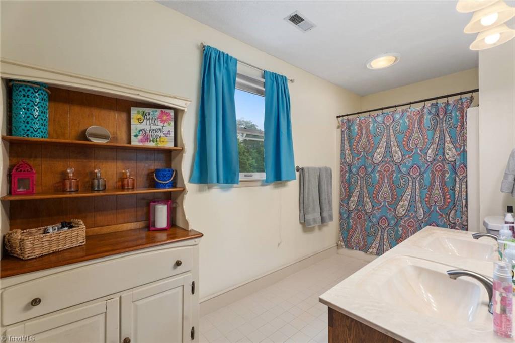 641 Doe Run Drive, Kernersville, North Carolina image 34