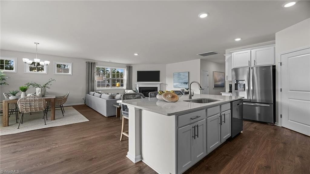 Photo of 305 Sefton Drive, Jamestown, NC 27282 (MLS # 1213671)