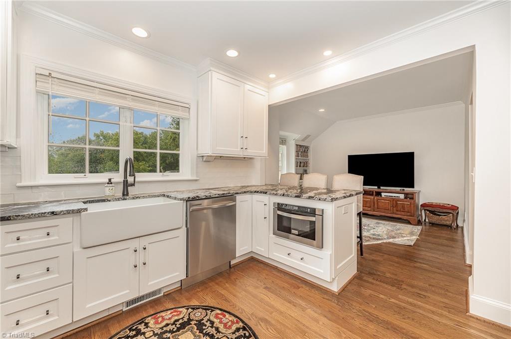 1309 Latham Road, Greensboro, North Carolina image 9
