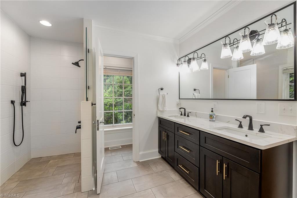 1309 Latham Road, Greensboro, North Carolina image 19