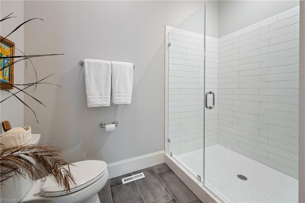 503 Wyndwood Drive, Jamestown, North Carolina image 35
