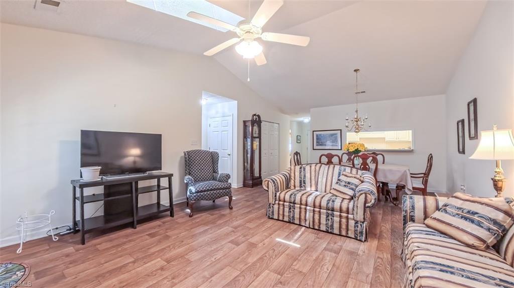 138 Wyndham Court, High Point, North Carolina image 5