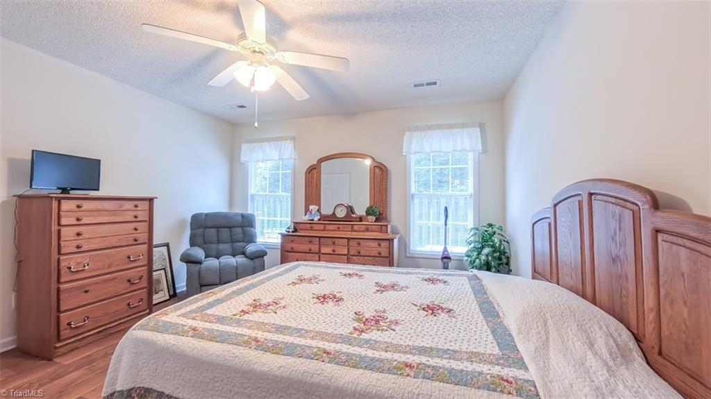 138 Wyndham Court, High Point, North Carolina image 14