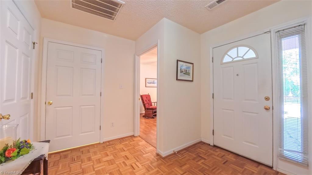 138 Wyndham Court, High Point, North Carolina image 19