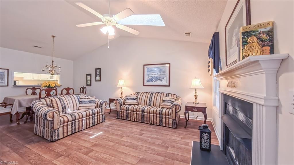 138 Wyndham Court, High Point, North Carolina image 6