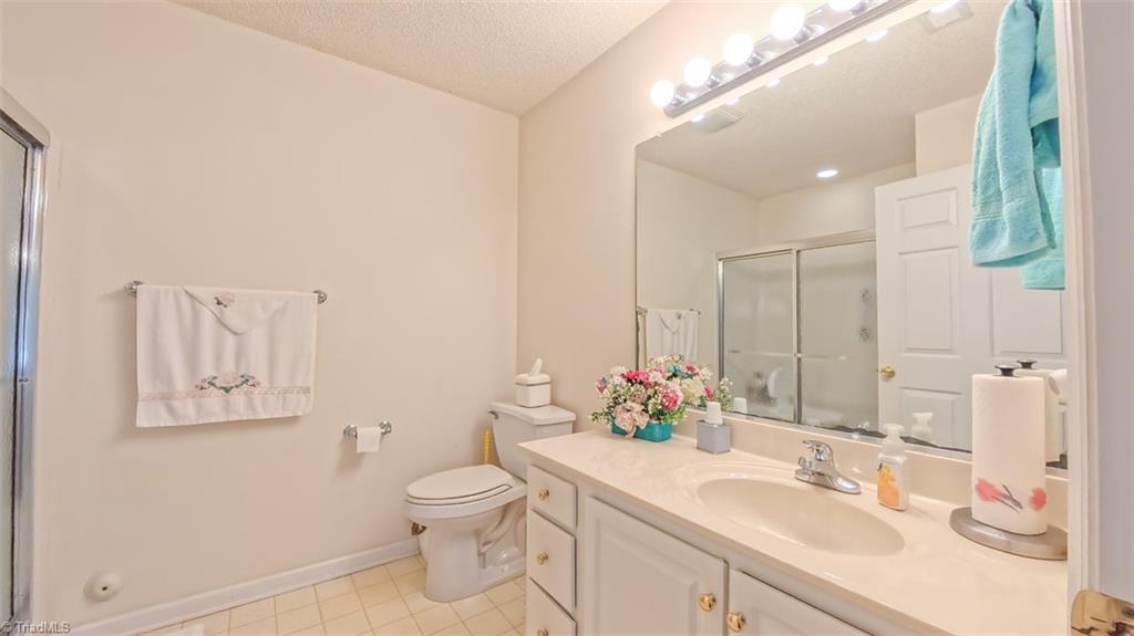 138 Wyndham Court, High Point, North Carolina image 16