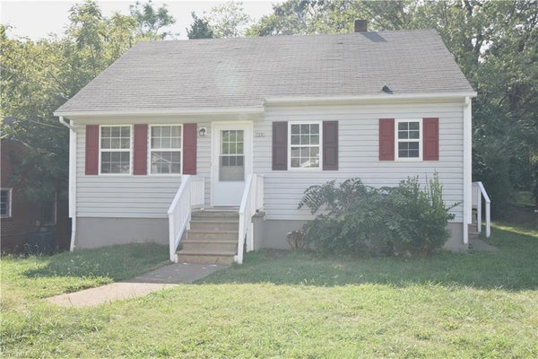 2830 PATRIA ST, WINSTON SALEM, NC 27127 - Image e815b6de2378cfdf6068b1735d45f56d/558742327