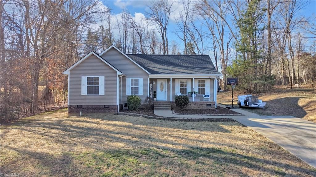 Photo of 2360 Regency Drive, Randleman, NC 27317 (MLS # 1207903)