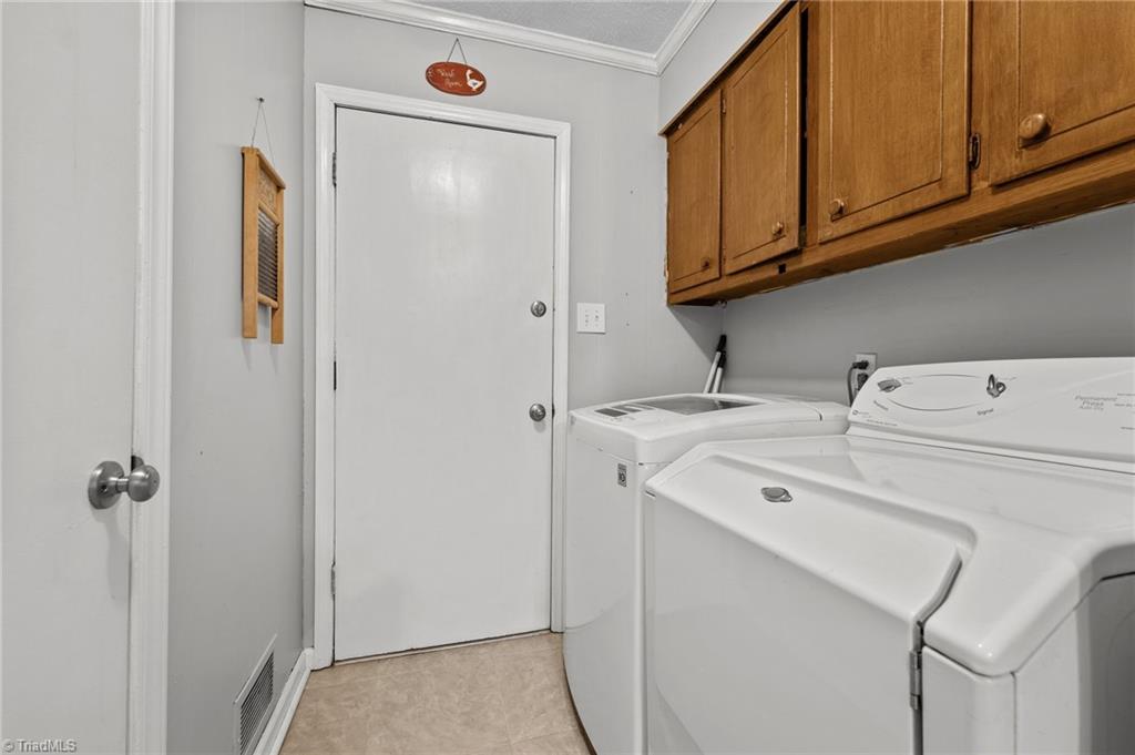 2614 Cambridge Road, Burlington, North Carolina image 15