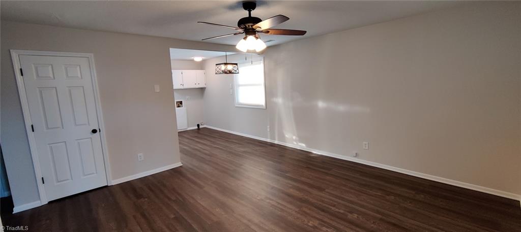 Photo 4 of 15 of 1408 Comstock Lane house
