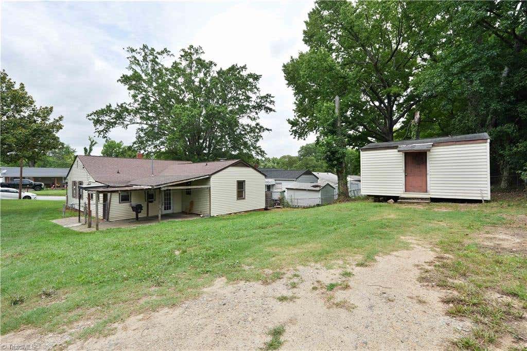 Photo of 500 Clover Drive, High Point, NC 27262 (MLS # 1229015)