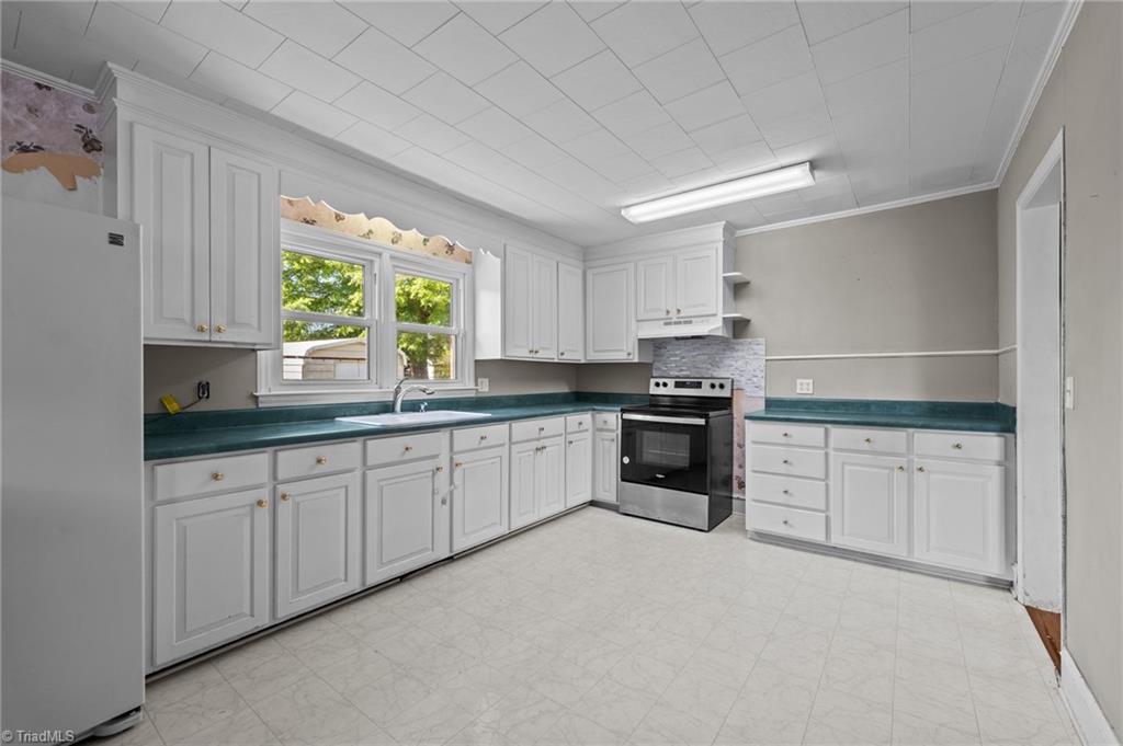 1802 Prince Edward Drive, Elon, North Carolina image 11