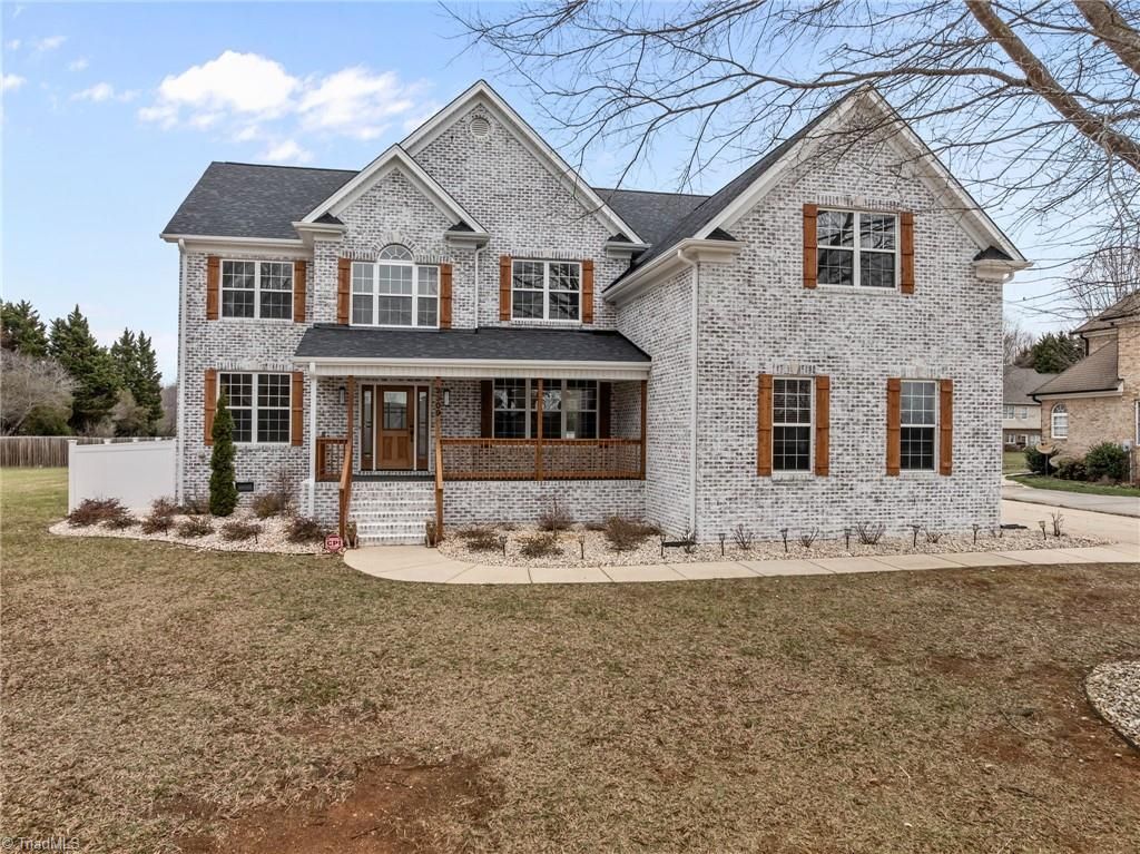 Photo of 2309 Faircloth Way, High Point, NC 27265 (MLS # 1209338)