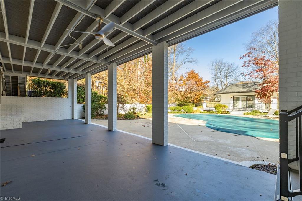 Greensboro, North Carolina 27410, United States, 5 Bedrooms Bedrooms, ,5 BathroomsBathrooms,Residential,Active,247262