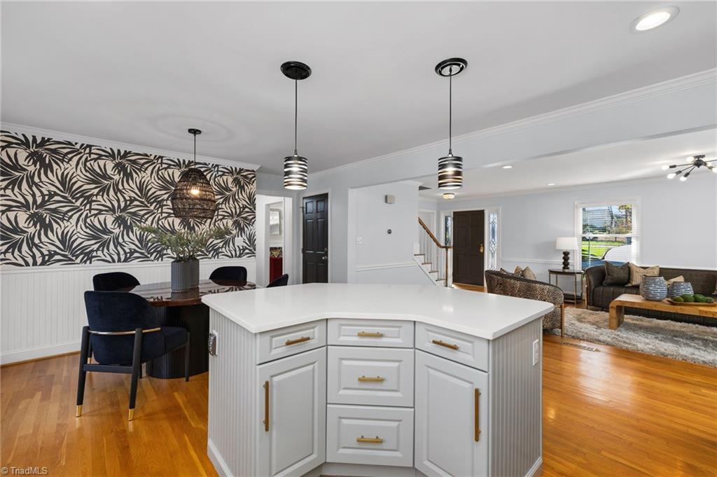 Greensboro, North Carolina 27410, United States, 5 Bedrooms Bedrooms, ,5 BathroomsBathrooms,Residential,Active,247262