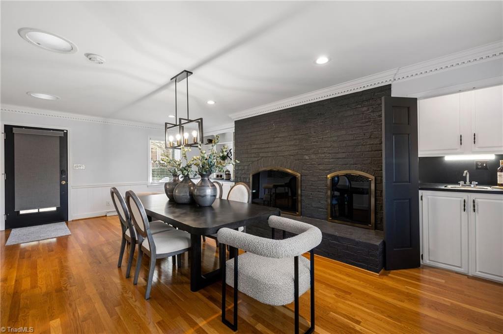 Greensboro, North Carolina 27410, United States, 5 Bedrooms Bedrooms, ,5 BathroomsBathrooms,Residential,Active,247262