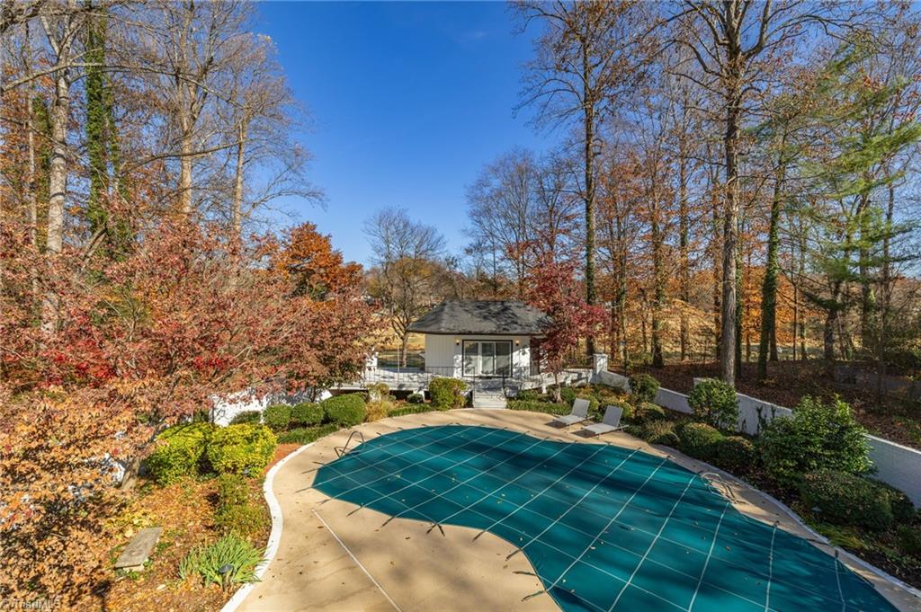 Greensboro, North Carolina 27410, United States, 5 Bedrooms Bedrooms, ,5 BathroomsBathrooms,Residential,Active,247262