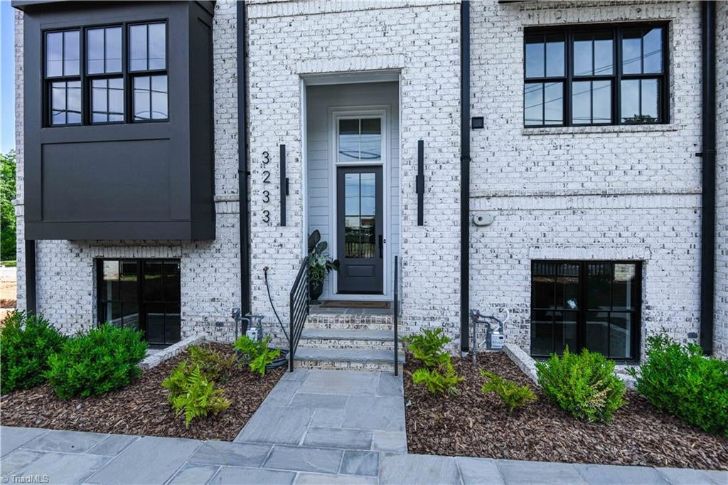 Photo of 3233 W Friendly Avenue, Greensboro, NC 27408 (MLS # 1219992)