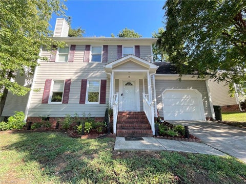 Homes For Sale - 3 Planters Wood Trail<br/> Greensboro, NC 27407