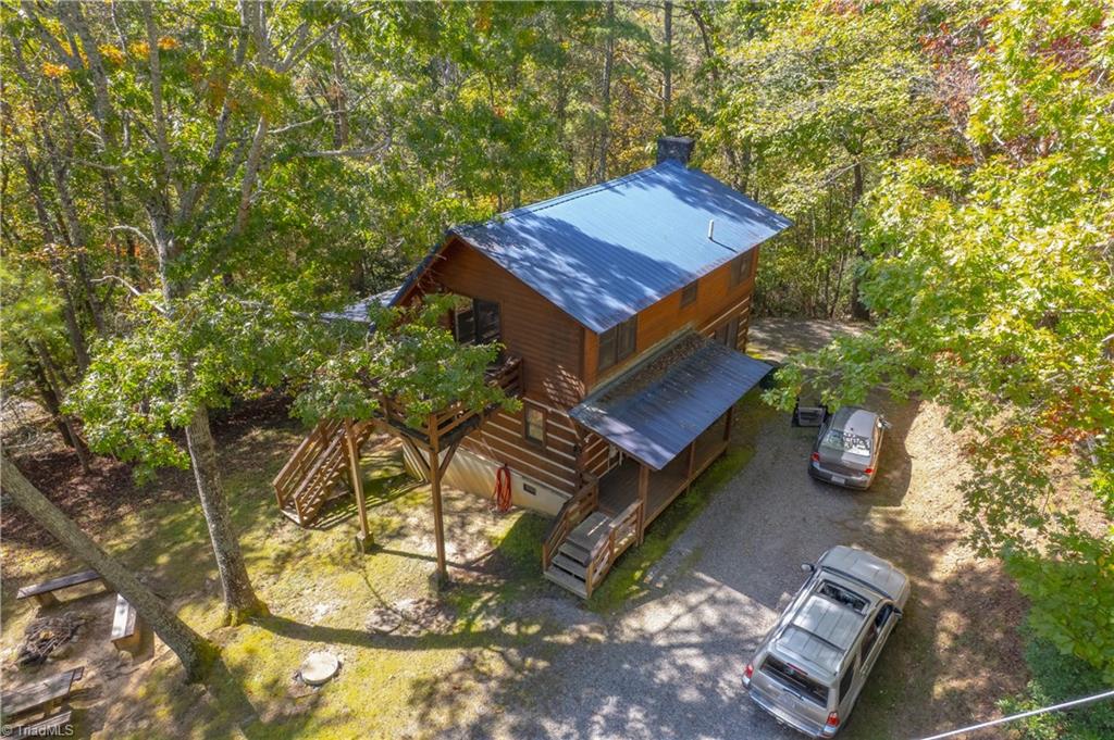 1105 Fall Creek Road