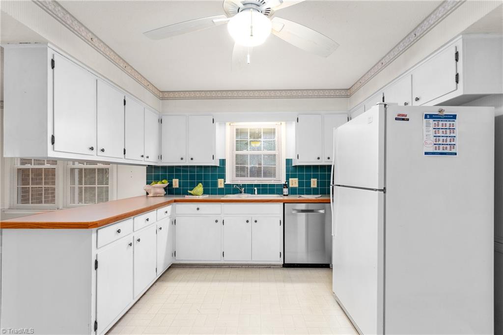 3027 Truitt Drive, Burlington, North Carolina image 17