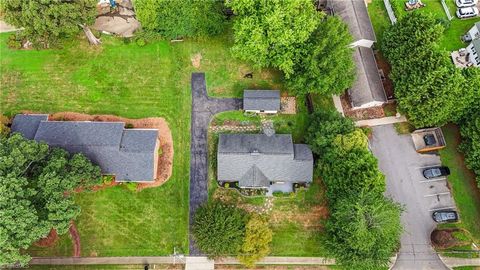 A home in Hickory