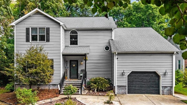 6208 LEA RAY DR, GREENSBORO, NC 27410 - Image e95266acedbe25efcda35e6ccd37d8a9/2272651673