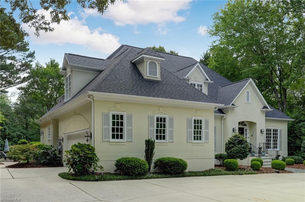 Photo of 1912 Pembroke Road, Greensboro, NC 27408 (MLS # 1234359)