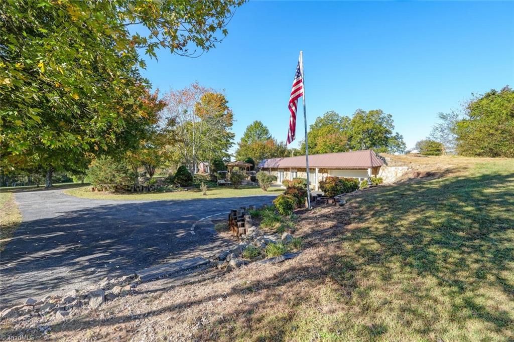 Photo of 7832 Park Springs Road, Ruffin, NC 27326 (MLS # 1207430)