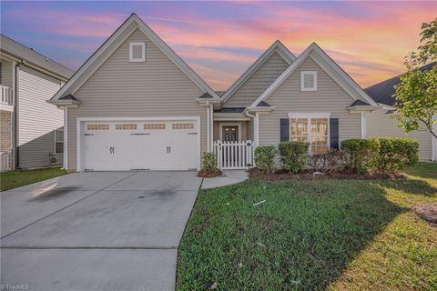 Homes For Sale - 104 Claystone Drive<br/> Gibsonville, NC 27249