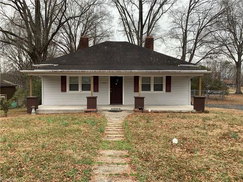 Apartment For Sale - 1232 2nd Street<br/> Rockingham County, Eden, NC 27288