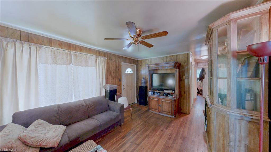 2103 Wesley Drive