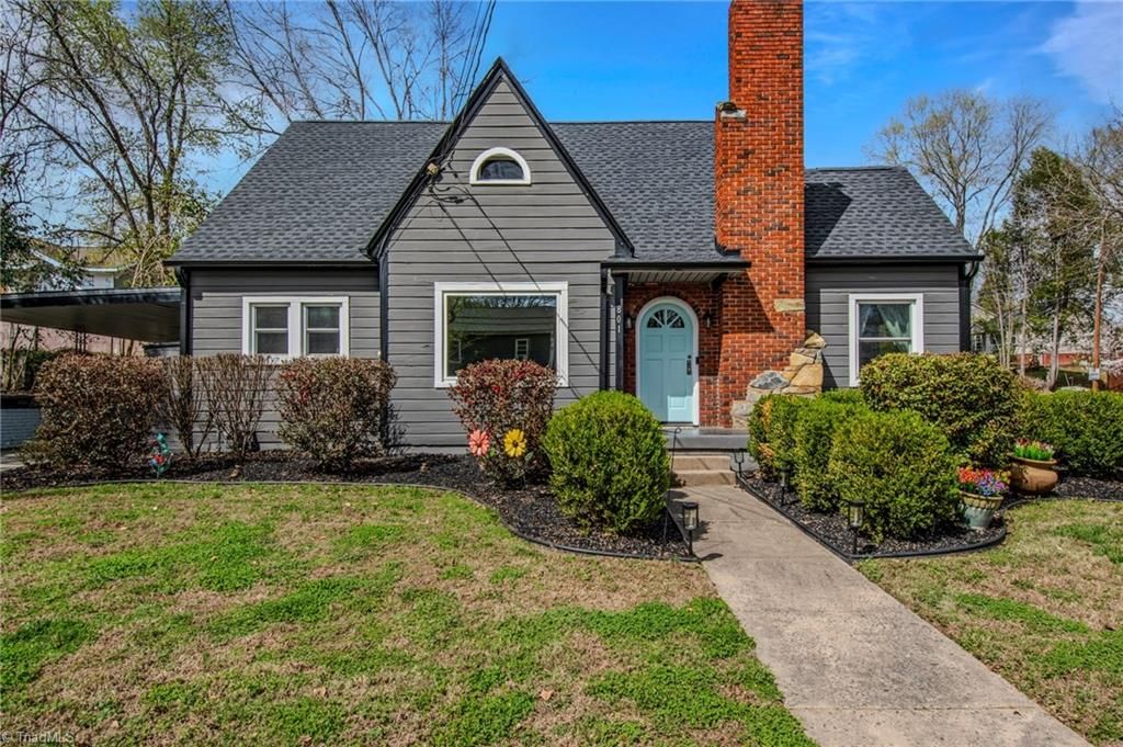 Photo of 801 Washington Avenue, Winston-Salem, NC 27101 (MLS # 1211941)