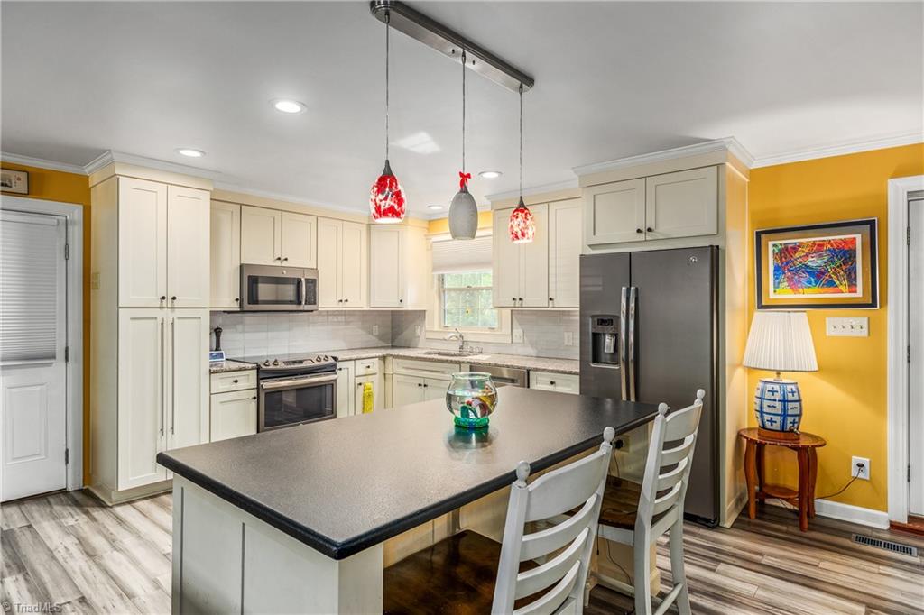1406 Lambs Lane, Kernersville, North Carolina image 12