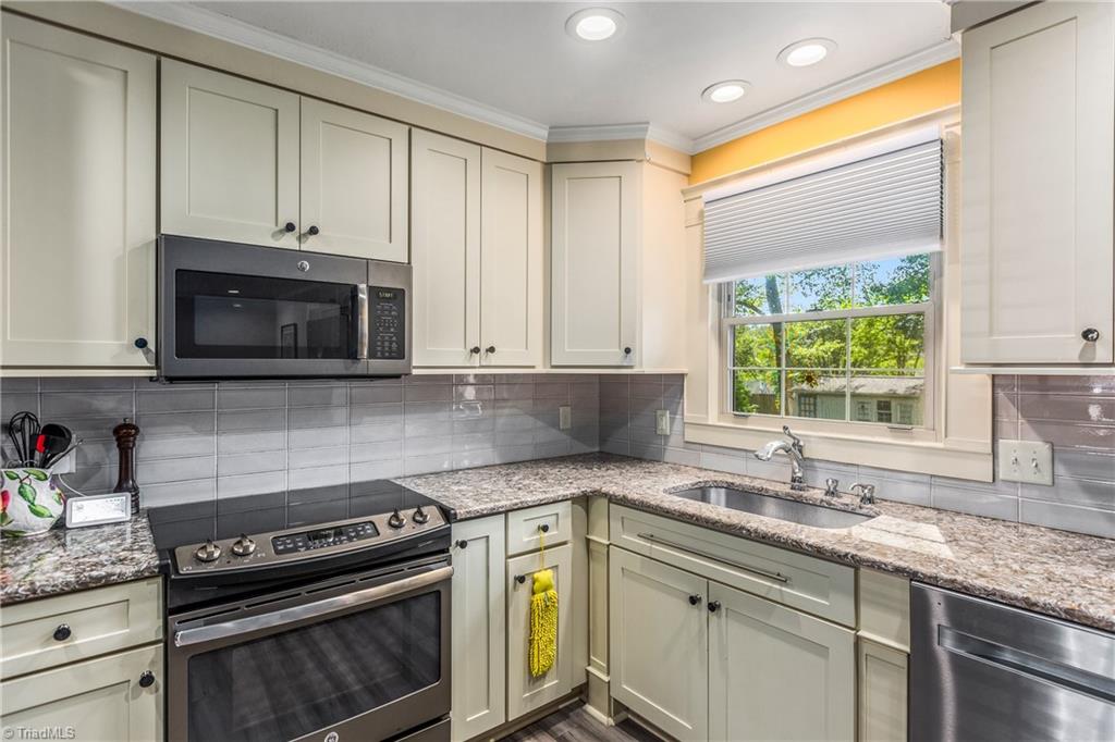 1406 Lambs Lane, Kernersville, North Carolina image 13