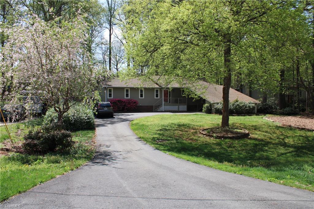 203 Brentwood Drive, Advance, North Carolina image 1