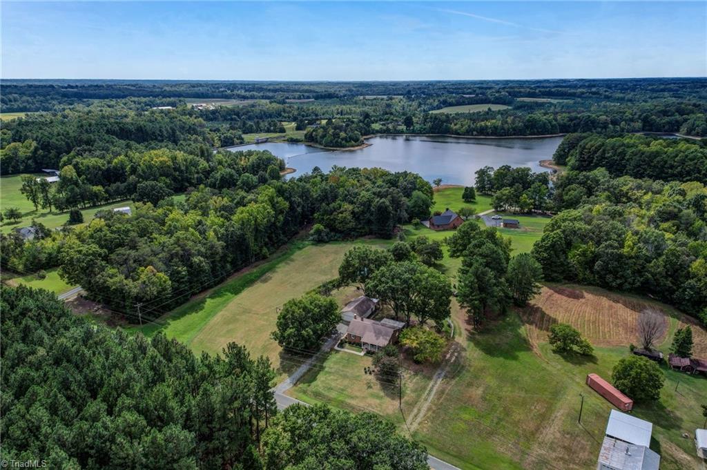 Photo of 4108 Union Ridge Road, Burlington, NC 27217 (MLS # 1236122)