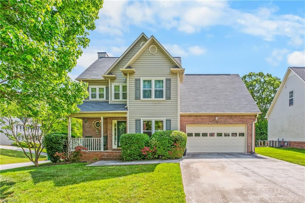 Photo of 105 Spring Park Court, Clemmons, NC 27012 (MLS # 1218834)