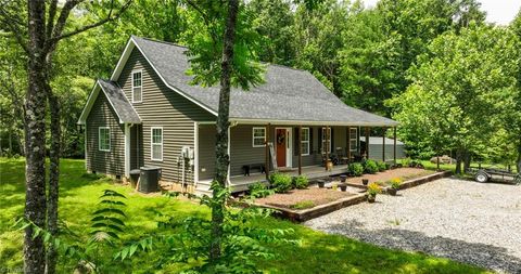 Homes For Sale - 351 Colony Lane<br/> Wilkes County, Purlear, NC 28665