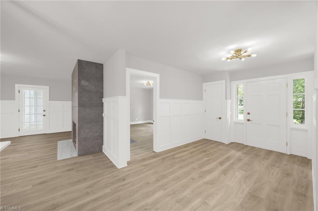 3405 Hillside Drive
