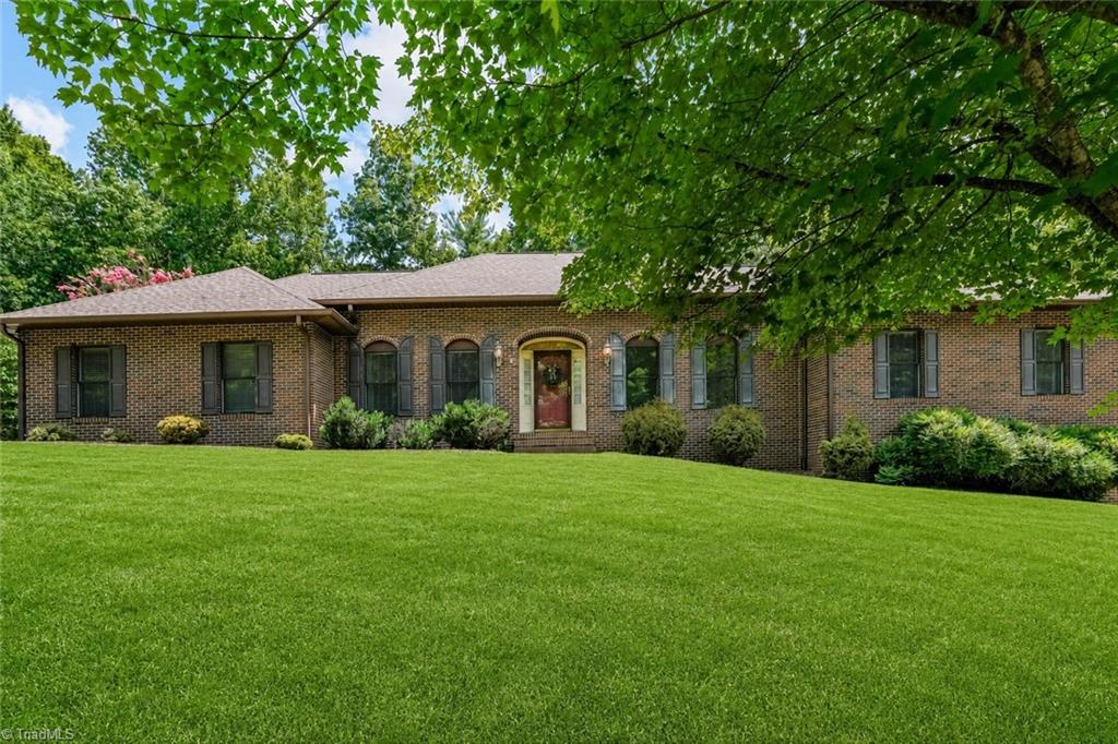913 Colonial Heights, North Wilkesboro, NC, 28659