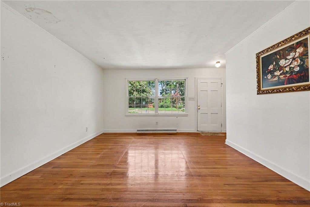 Photo of 509 Oakwood Lane, Graham, NC 27253 (MLS # 1230086)