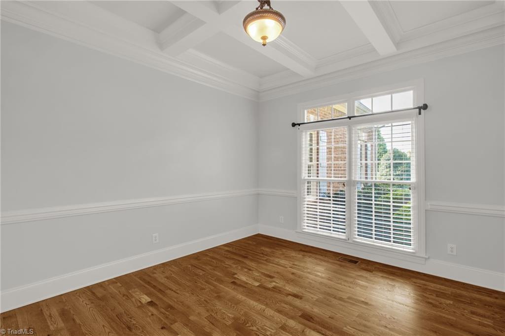 7376 Henson Forest Drive