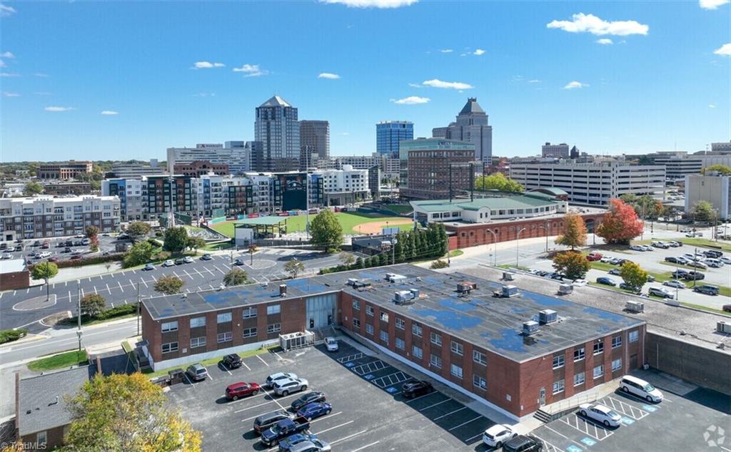 415 Edgeworth Street