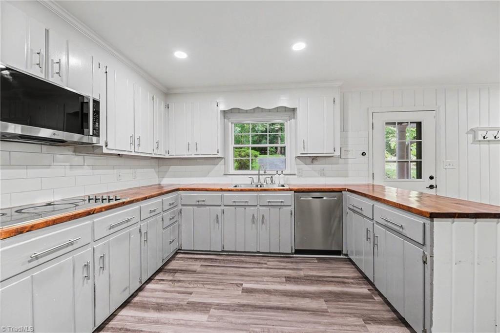 Photo of 100 Malvern Court, Winston-Salem, NC 27106 (MLS # 1225642)