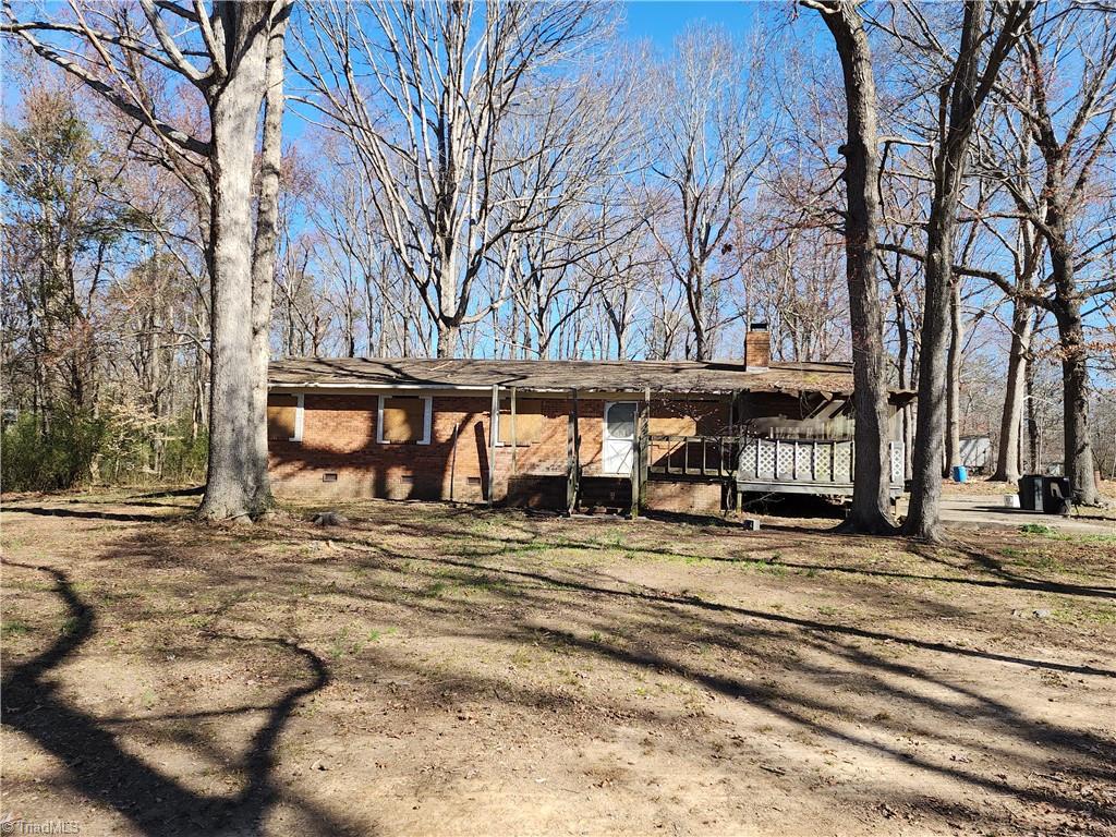 374 Yow Drive, Seagrove, North Carolina image 1