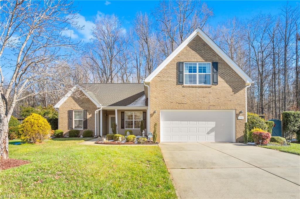 1207 Castle Pines Drive, Mebane, North Carolina image 1